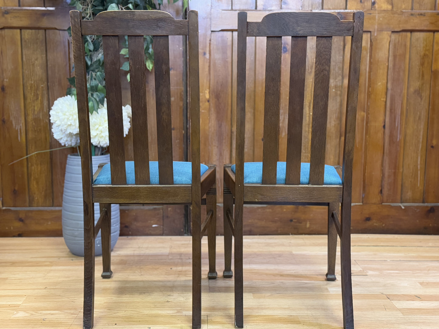 Antique Arts and Crafts Dining Chairs \ Oak Kitchen Chairs by H J Searle & Son