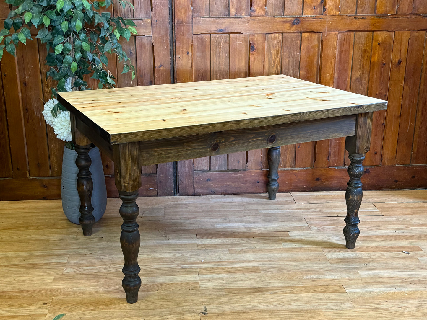 Vintage Solid Pine Dining Table \ Rustic Farmhouse Kitchen Table