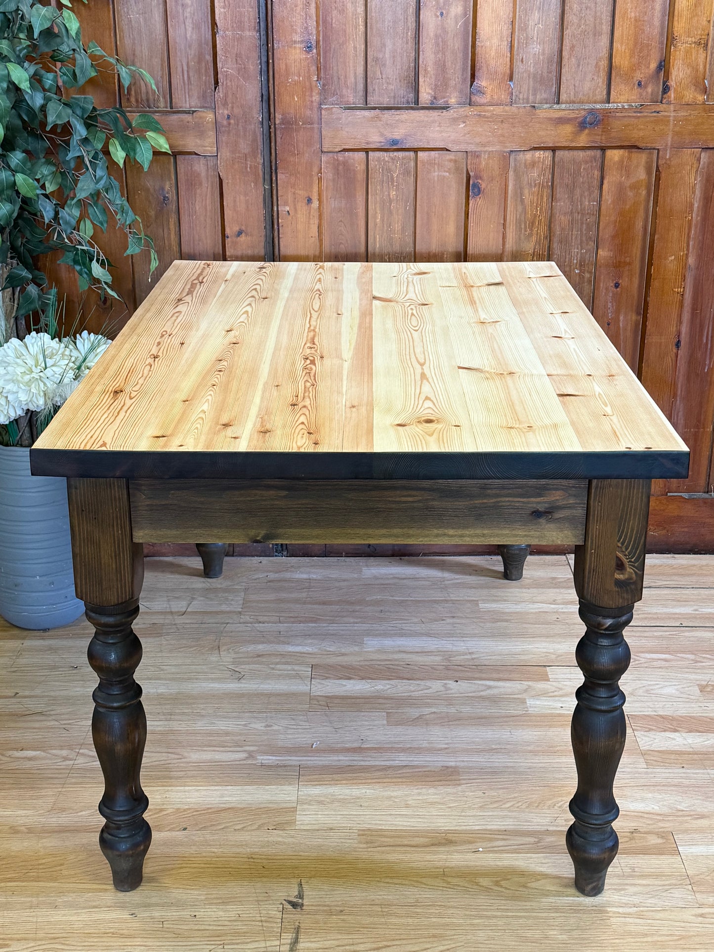 Vintage Solid Pine Dining Table \ Rustic Farmhouse Kitchen Table