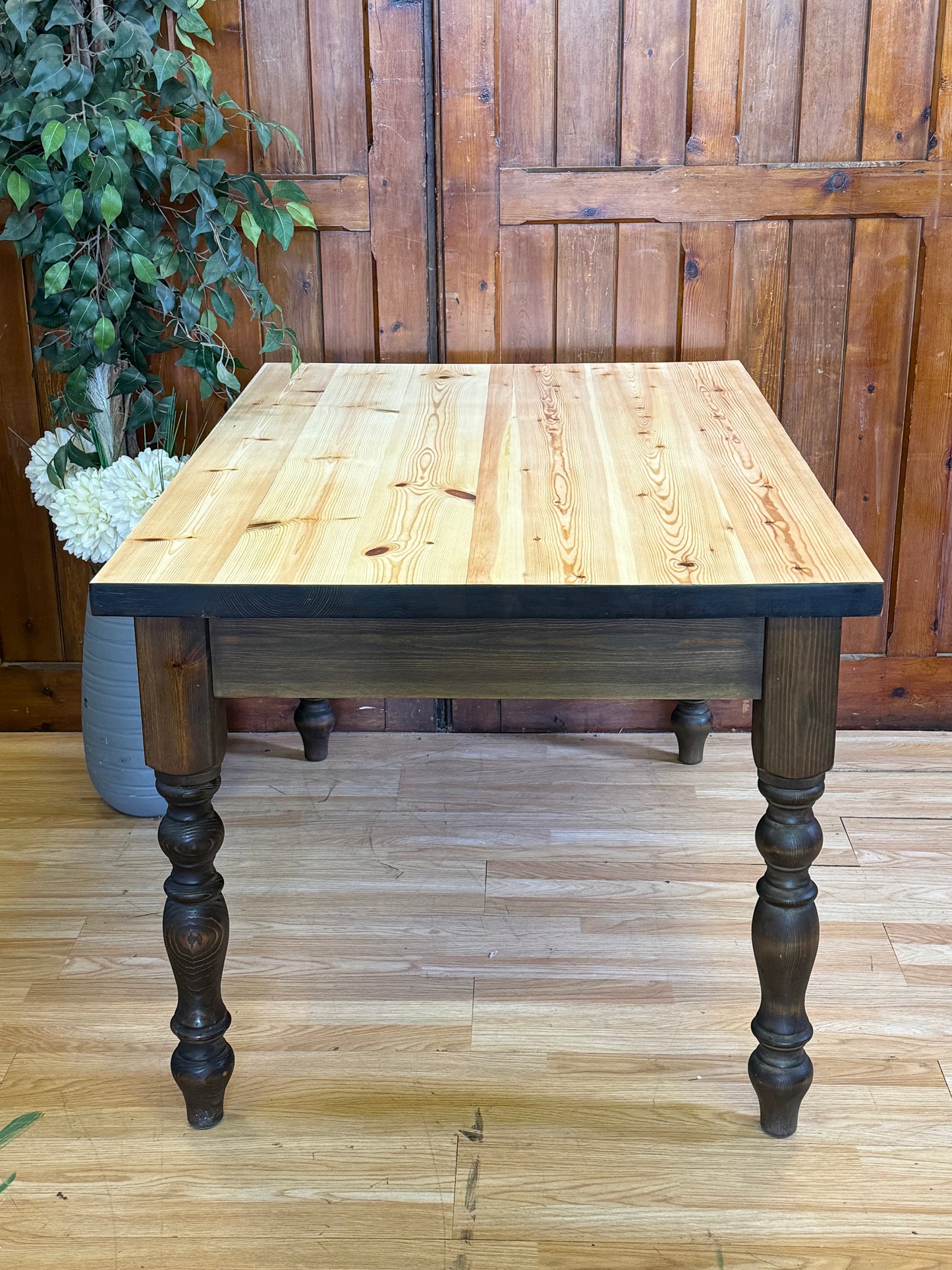 Vintage Solid Pine Dining Table \ Rustic Farmhouse Kitchen Table