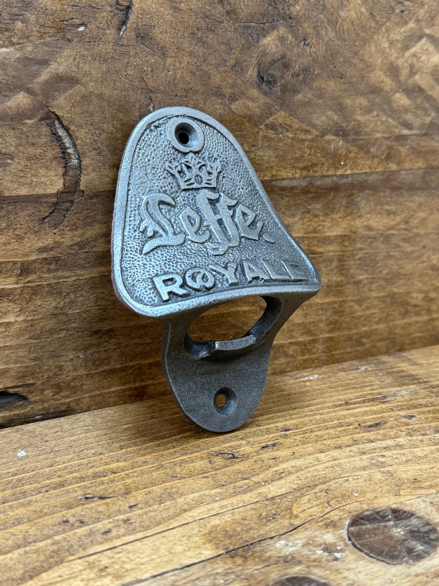 LEFFE \ Cast Iron Wall Mounted Bottle Opener \ Vintage Style Home Bar