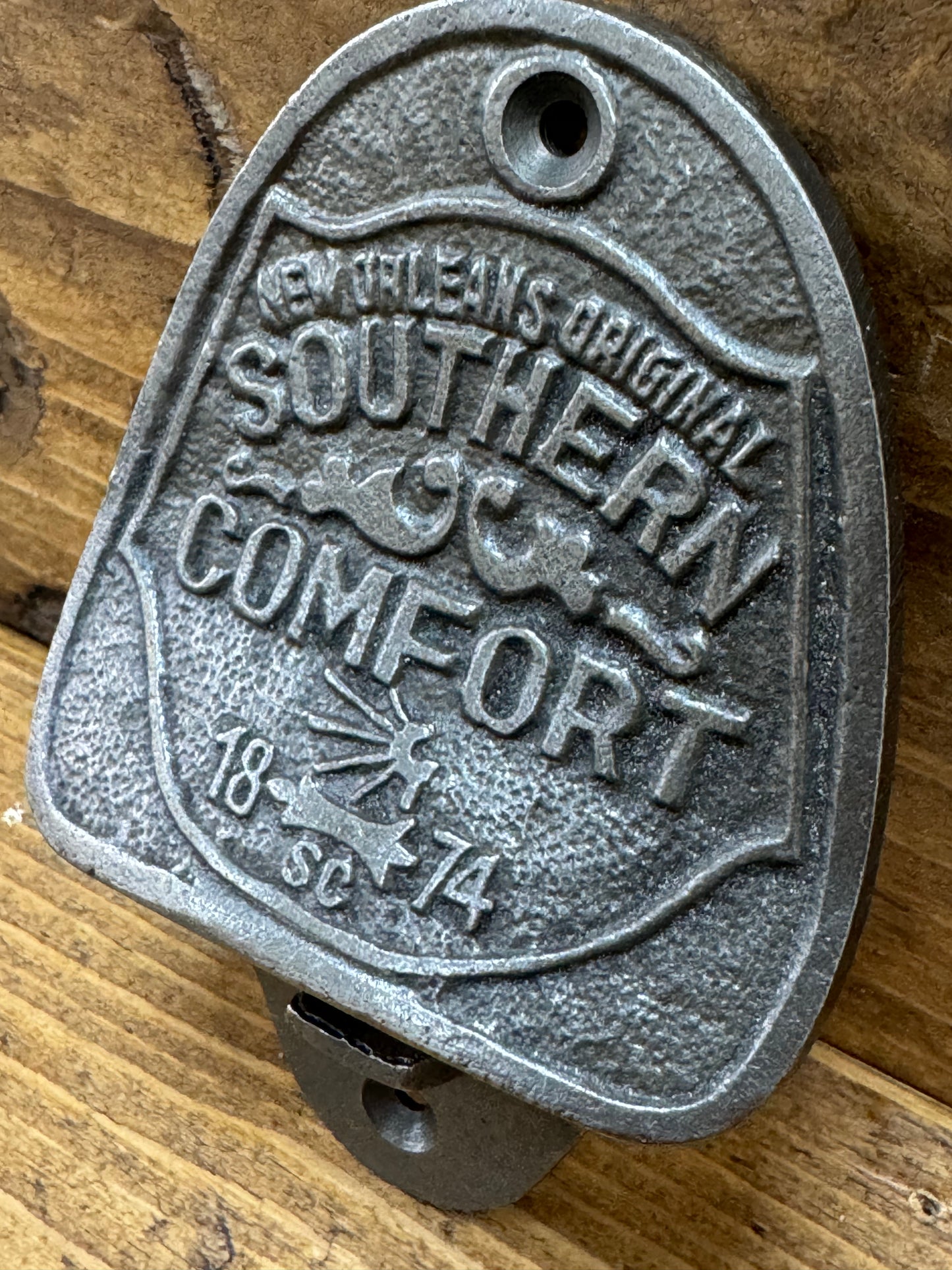 SOUTHERN COMFORT \ Cast Iron Wall Mounted Bottle Opener \ Vintage Style Home Bar