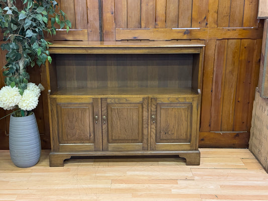 Vintage Oak Bookcase Cabinet by Simon Simpson of Norwich \ Cupboard Sideboard