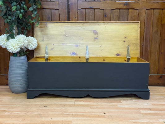 Long Farmhouse Pine Blanket Box \ Black Large Trunk Toy Box \ Bench Storage