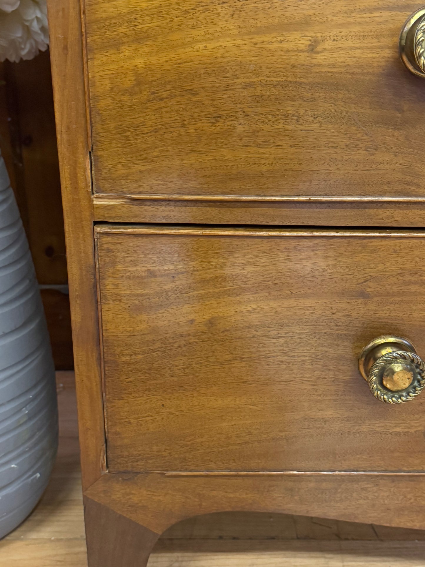 Victorian Low Chest Of Three Drawers \ Antique Mahogany Bedroom Storage Draws