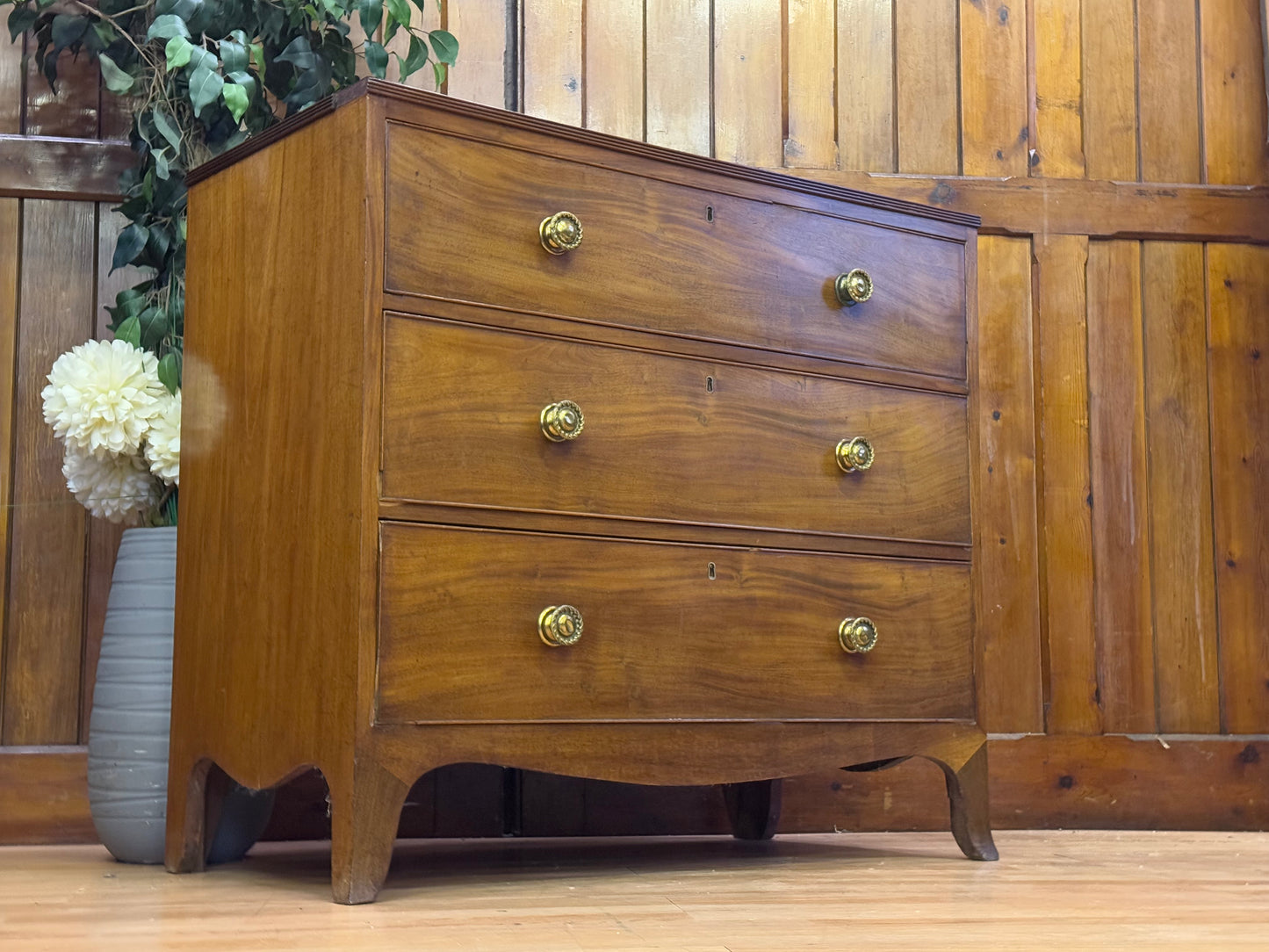 Victorian Low Chest Of Three Drawers \ Antique Mahogany Bedroom Storage Draws