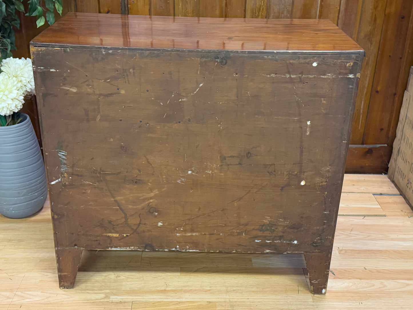 Victorian Low Chest Of Three Drawers \ Antique Mahogany Bedroom Storage Draws