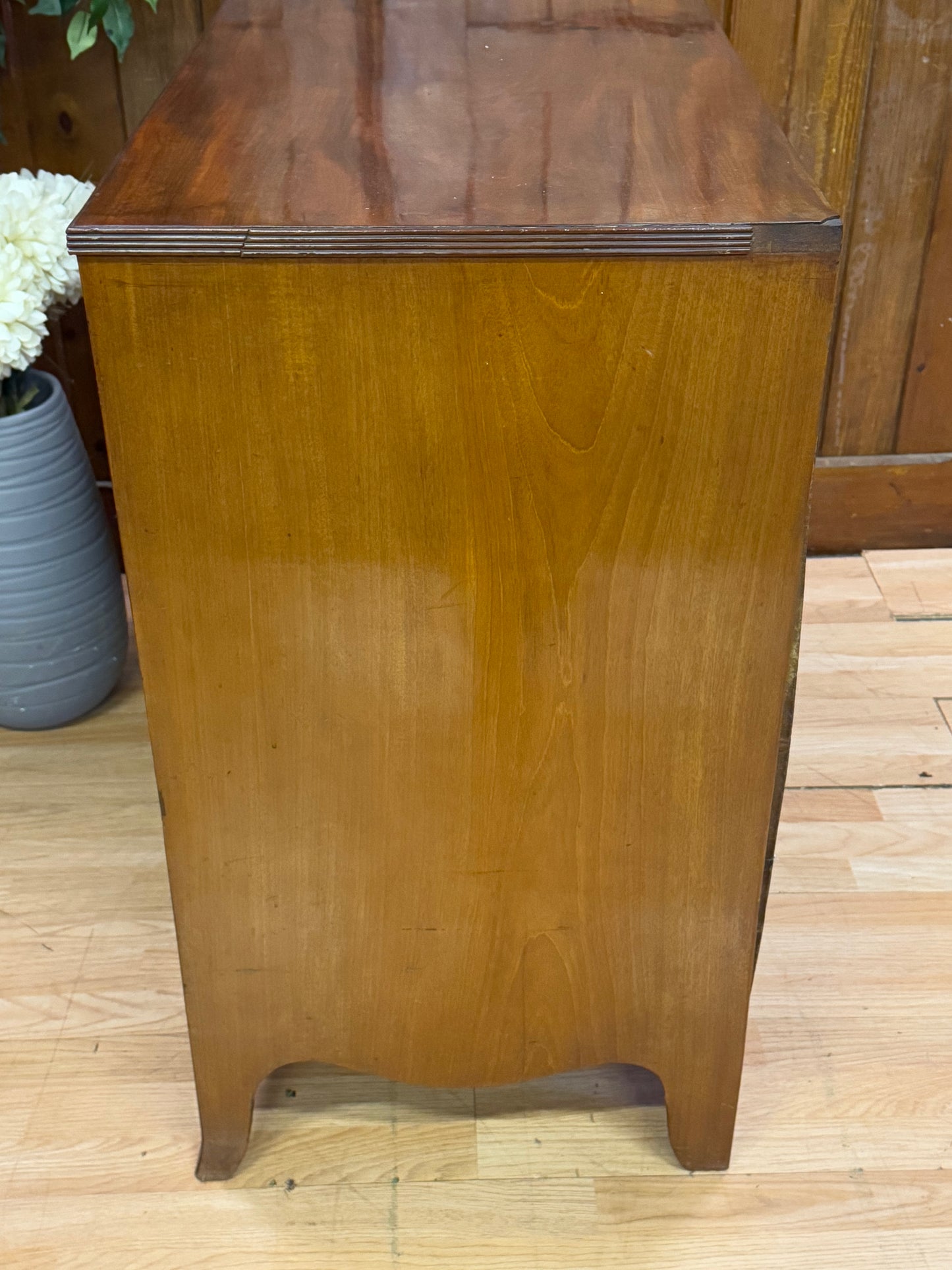 Victorian Low Chest Of Three Drawers \ Antique Mahogany Bedroom Storage Draws