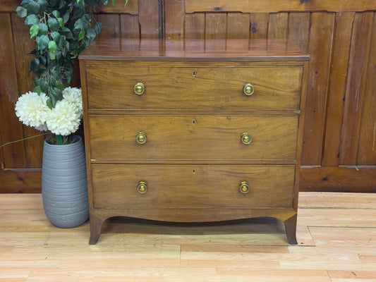 Victorian Low Chest Of Three Drawers \ Antique Mahogany Bedroom Storage Draws