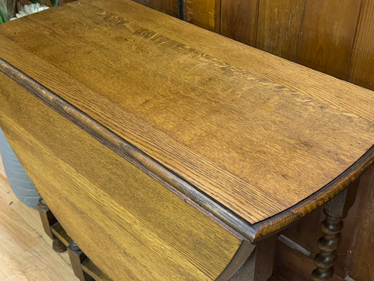 Antique Oak Drop Leaf Dining Table \ Barley Twist  Gate Leg Kitchen Table