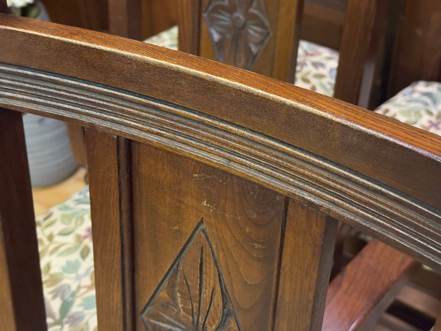 Vintage Old Charm Aldeburgh Oak Dining Chairs \ Tudor Style Kitchen Chairs