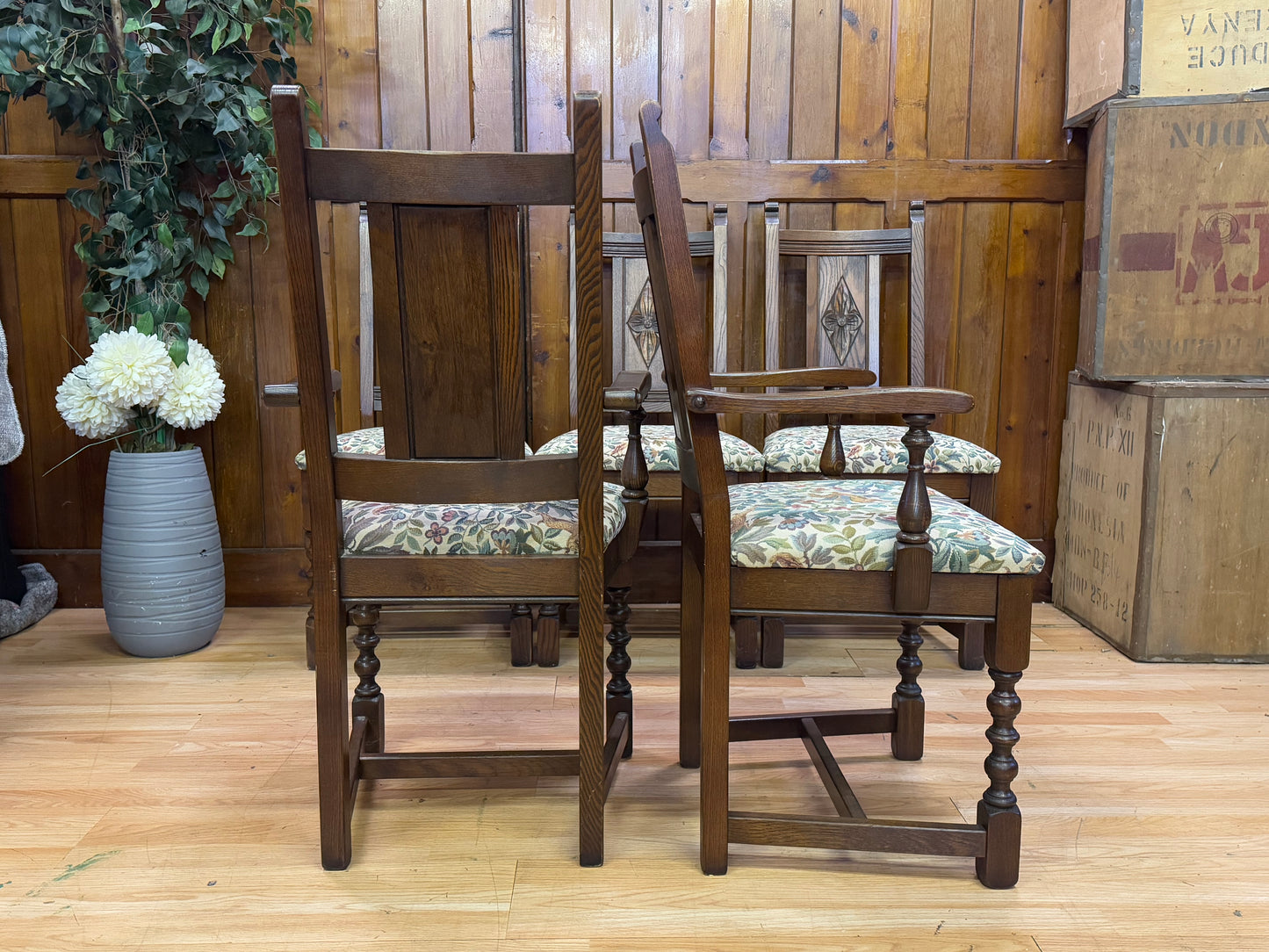 Vintage Old Charm Aldeburgh Oak Dining Chairs \ Tudor Style Kitchen Chairs