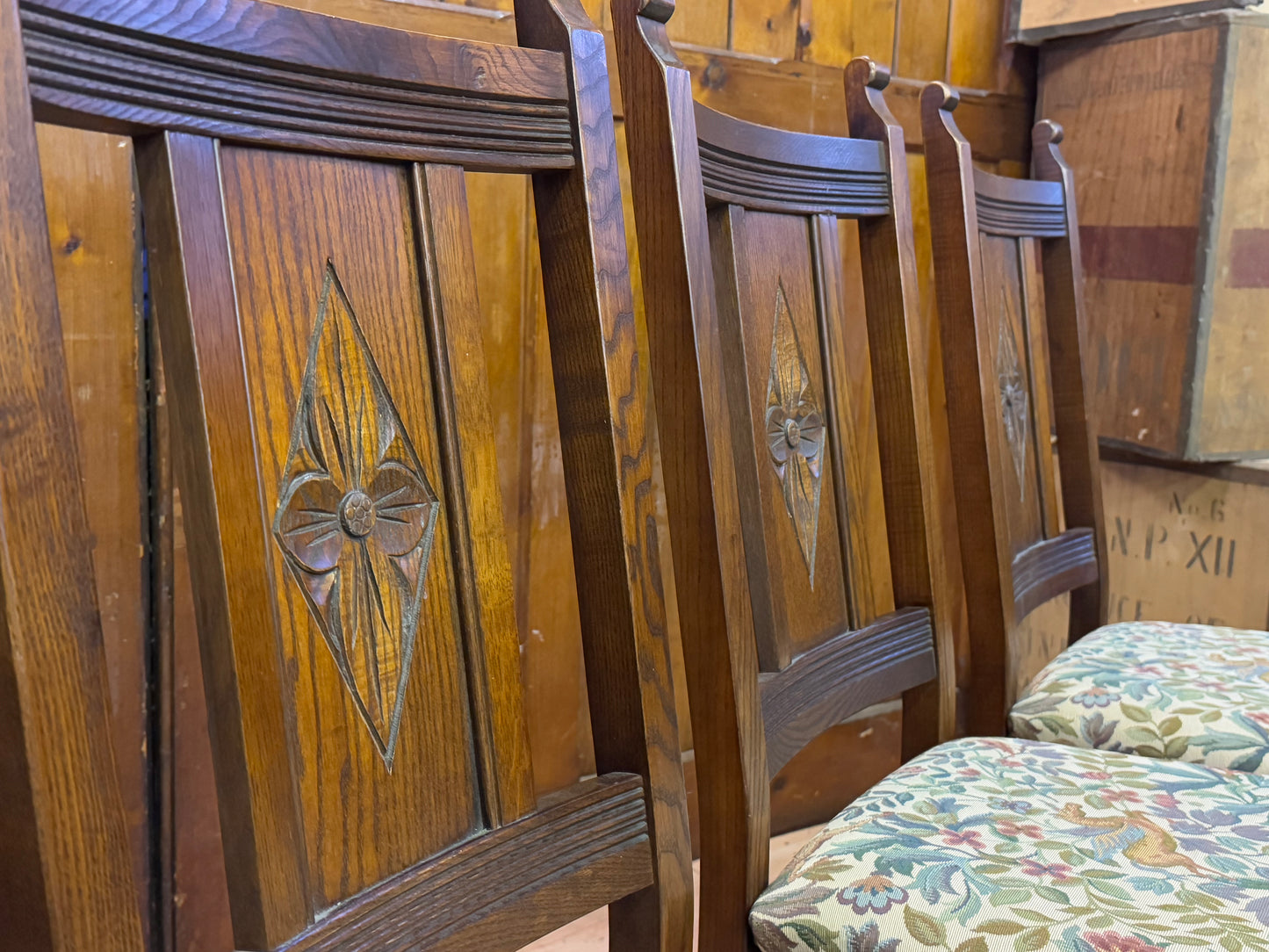 Vintage Old Charm Aldeburgh Oak Dining Chairs \ Tudor Style Kitchen Chairs