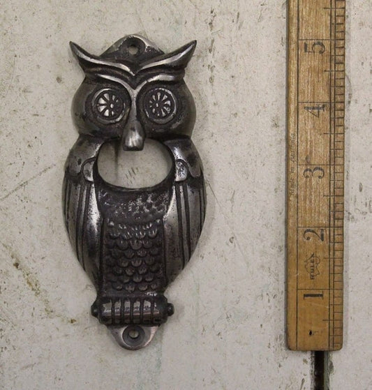 OWL \ Cast Iron Wall Mounted Bottle Opener \ Vintage Style Home Bar