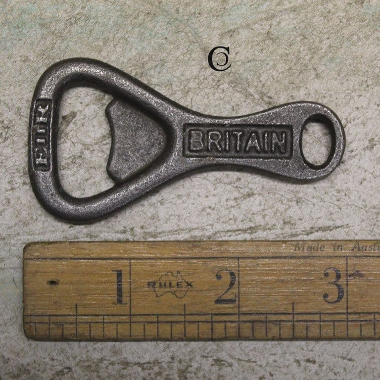 GREAT BRITAIN \ Cast Iron Handheld Bottle Opener \ Vintage Style Home Bar