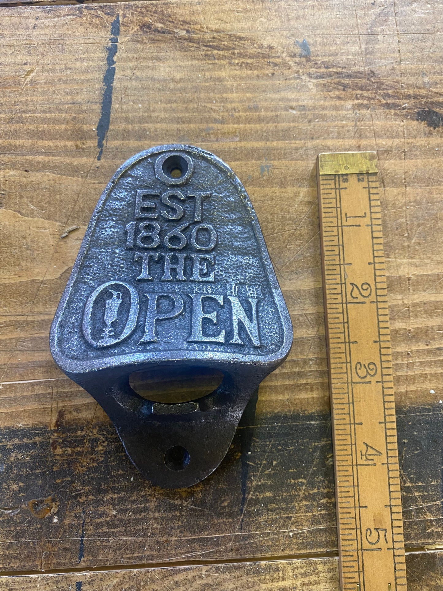 THE OPEN GOLF \ Cast Iron Wall Mounted Bottle Opener \ Vintage Style Home Bar