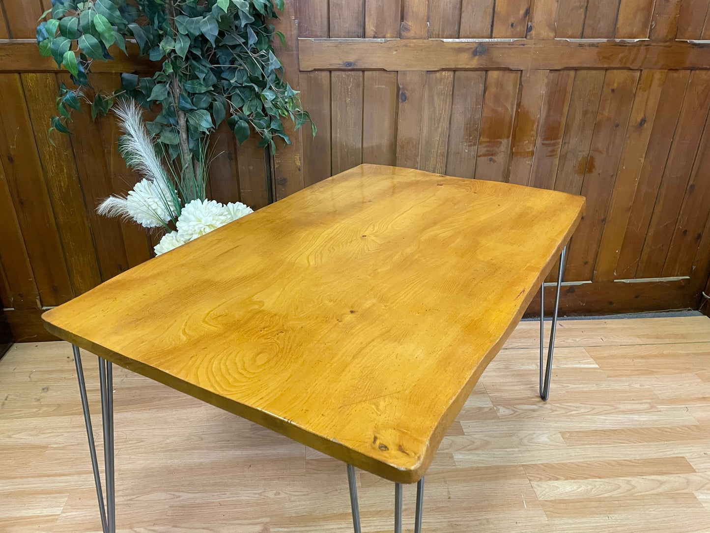 Rustic Elm Dining Table on Hairpin Legs \ Farmhouse Live Edge Kitchen Table \ Desk