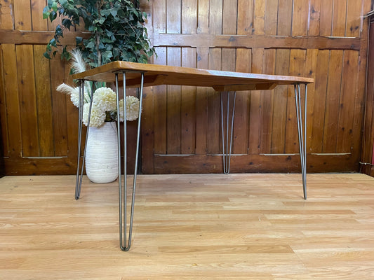 Rustic Elm Dining Table on Hairpin Legs \ Farmhouse Live Edge Kitchen Table \ Desk