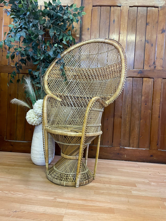 Large Mid Century Wicker Peacock Chair \ Boho Rattan Chair \ Perfect Display Piece \