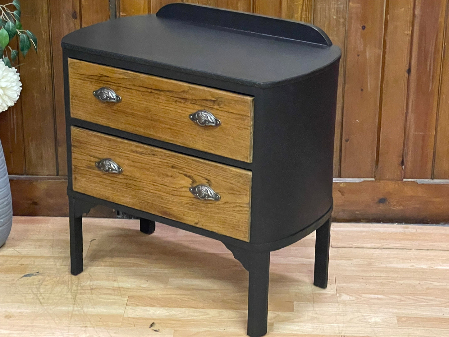 Antique Oak Quirky Chest of Drawers \ Rustic Bedside Table \ Lamp Table