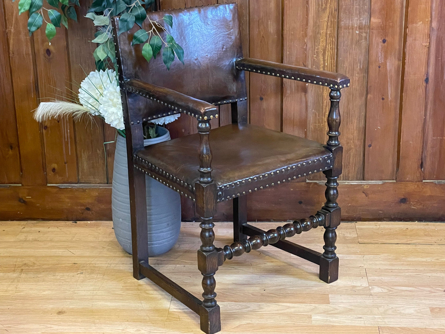 Quality English Oak Cromwell Style Armchair \ Studded Leather Fireside Chair