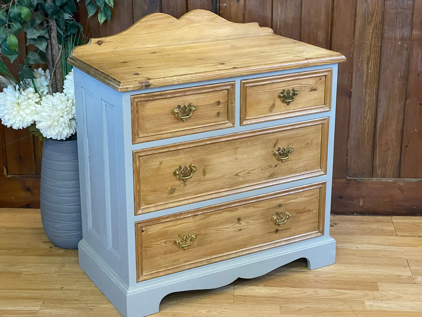 Vintage Painted Old Pine Shop Chest of Drawers / Painted Grey Farmhouse Drawers