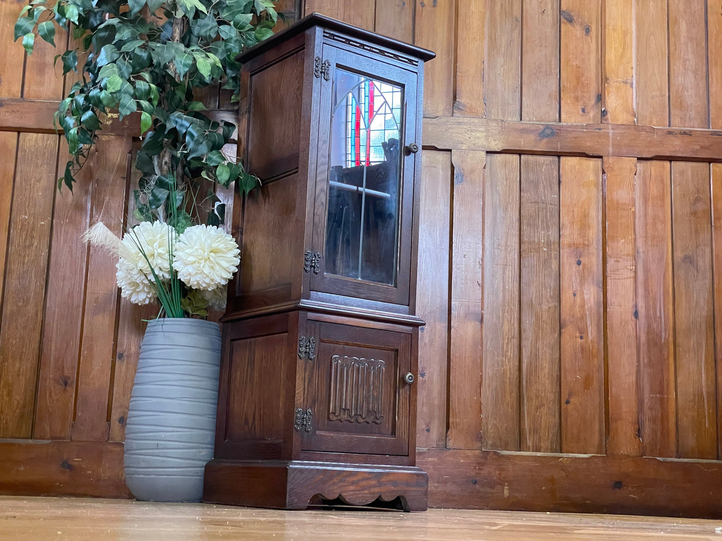 Vintage Old Charm Slim Stereo Cabinet \ Small Drinks Cabinet \ Glazed Cupboard