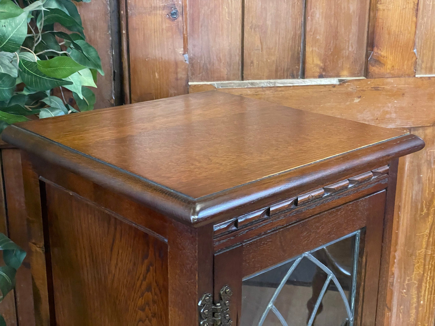 Vintage Old Charm Slim Stereo Cabinet \ Small Drinks Cabinet \ Glazed Cupboard