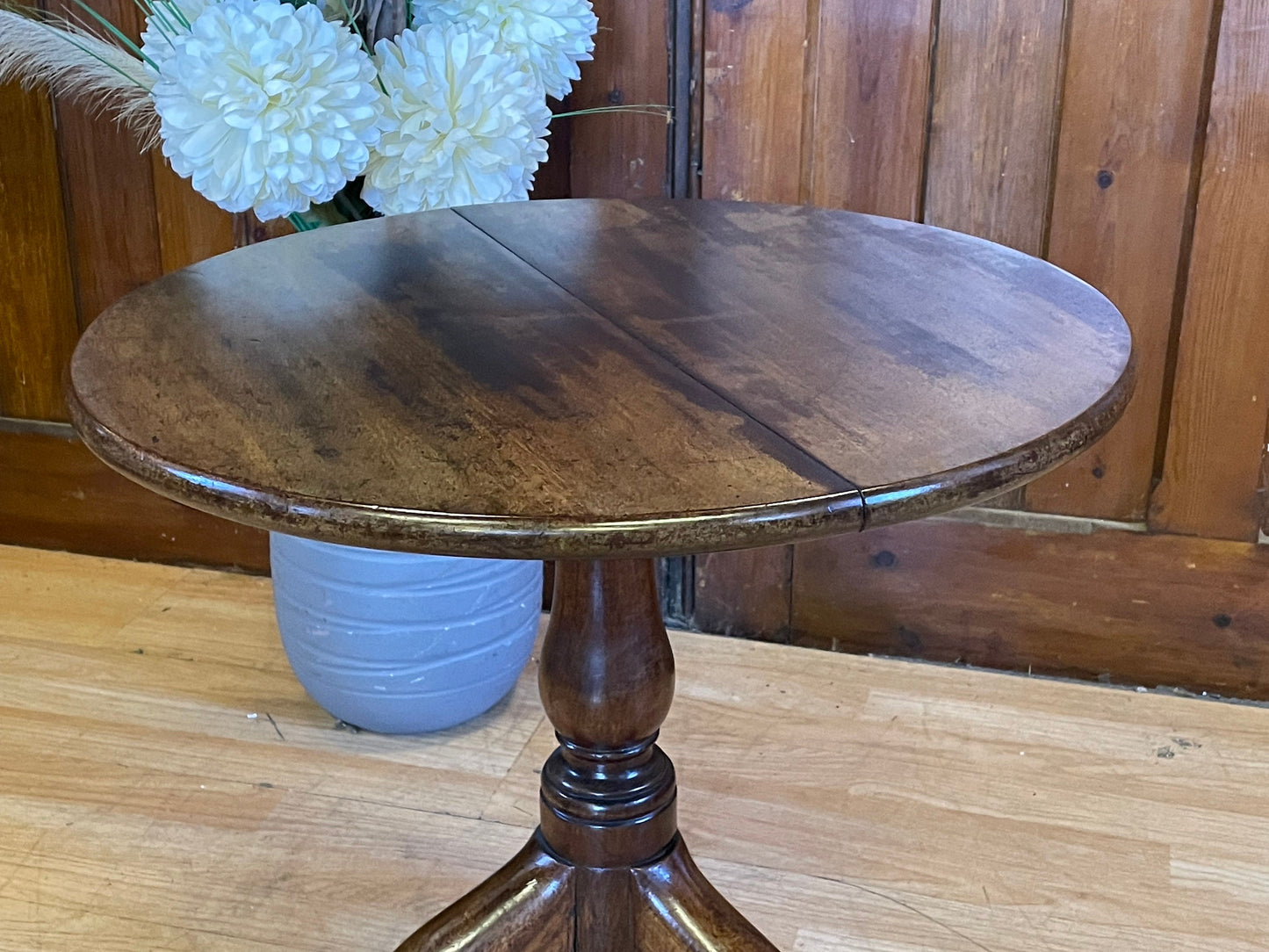 Antique Mahogany Side Table \ Victorian Wine Table \ Dark Wood Coffee Table