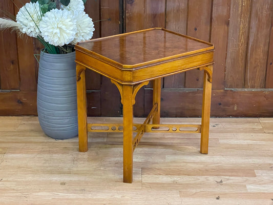 Burr Yew Side Table In the Style of Thomas Chippendale \ Vintage End Table