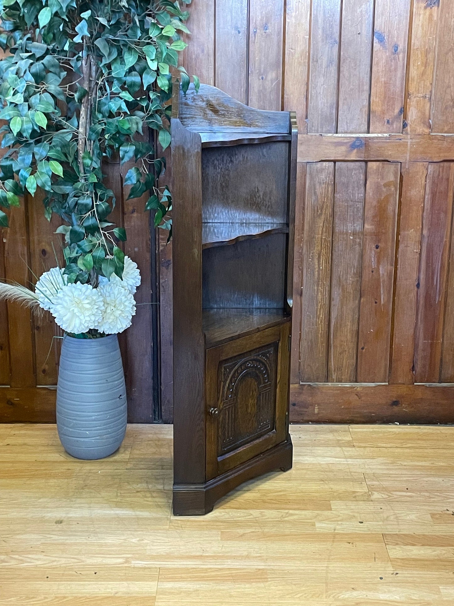 Vintage Oak Low Corner Shelves \ Rustic Tudor Style Cupboard \ Small Drinks Cabinet