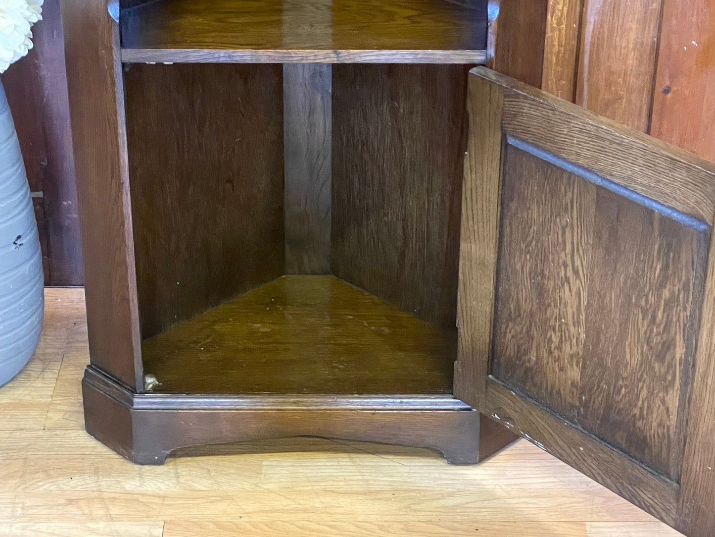 Vintage Oak Low Corner Shelves \ Rustic Tudor Style Cupboard \ Small Drinks Cabinet