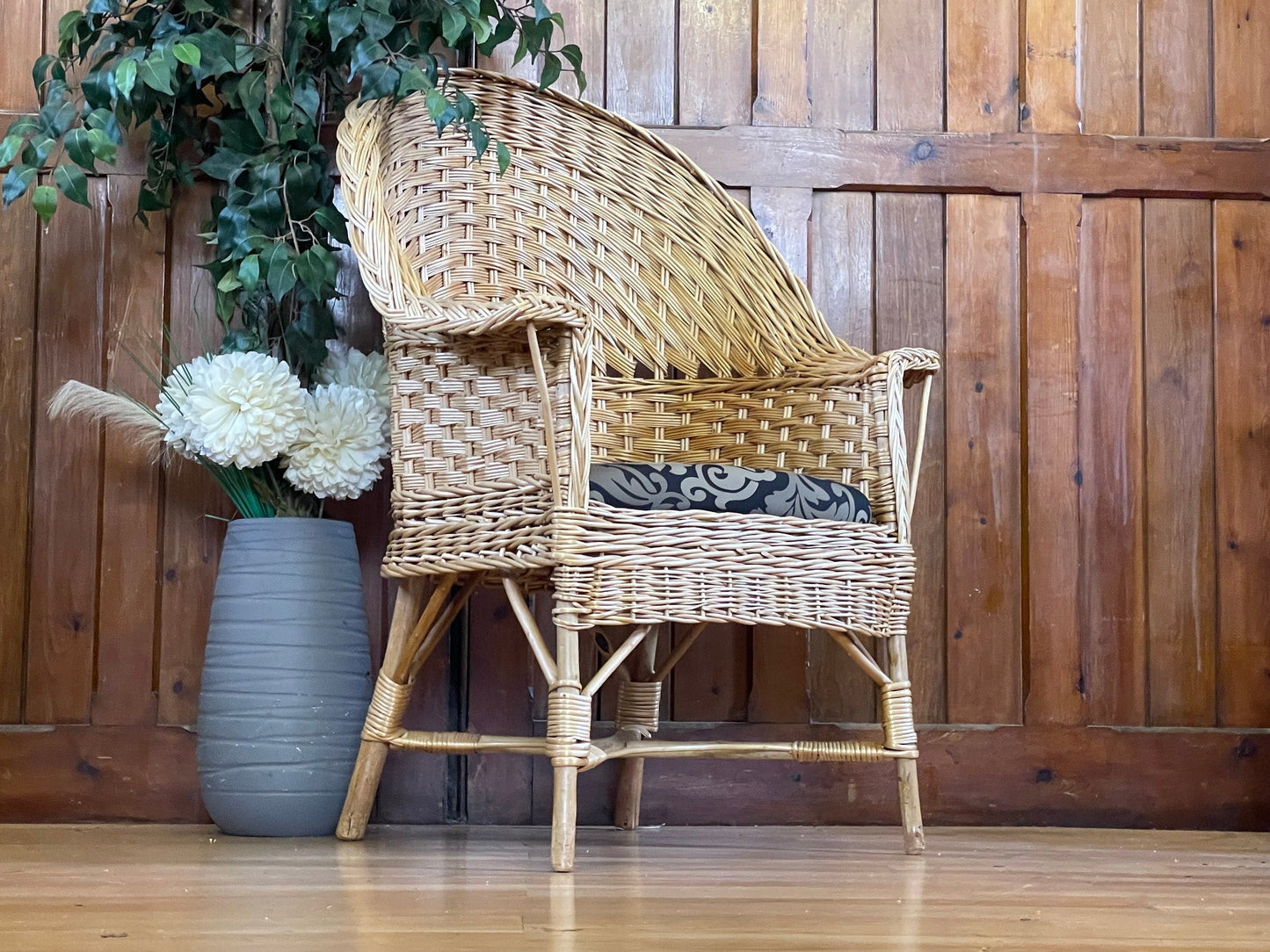 Vintage Highback Bamboo Wicker Arm Chair \ Boho Accent Chair \ Fireside Chair \ A