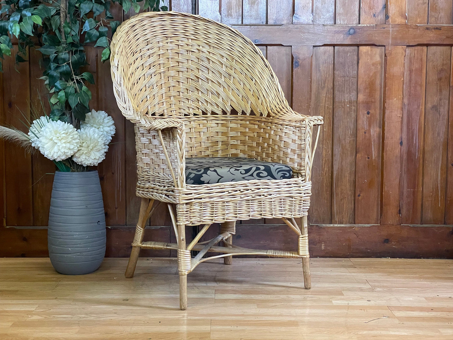 Vintage Highback Bamboo Wicker Arm Chair \ Boho Accent Chair \ Fireside Chair \ B