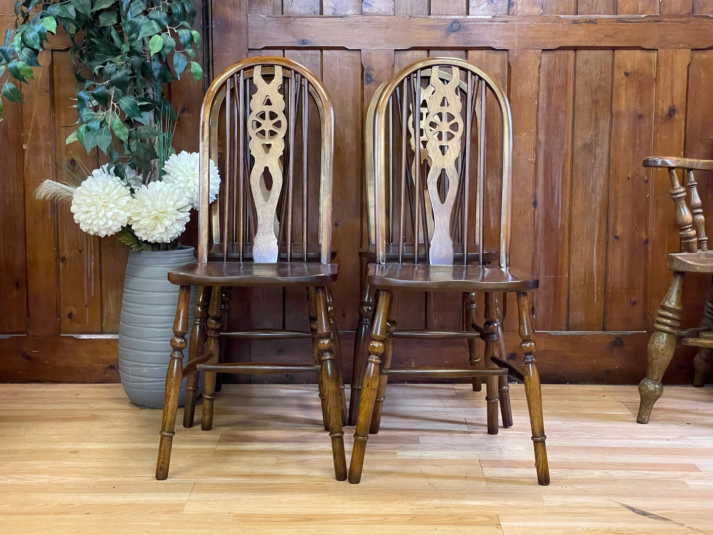 Vintage Jaycee Windsor Dining Chairs \ Solid Oak Wheelback Kitchen Chairs