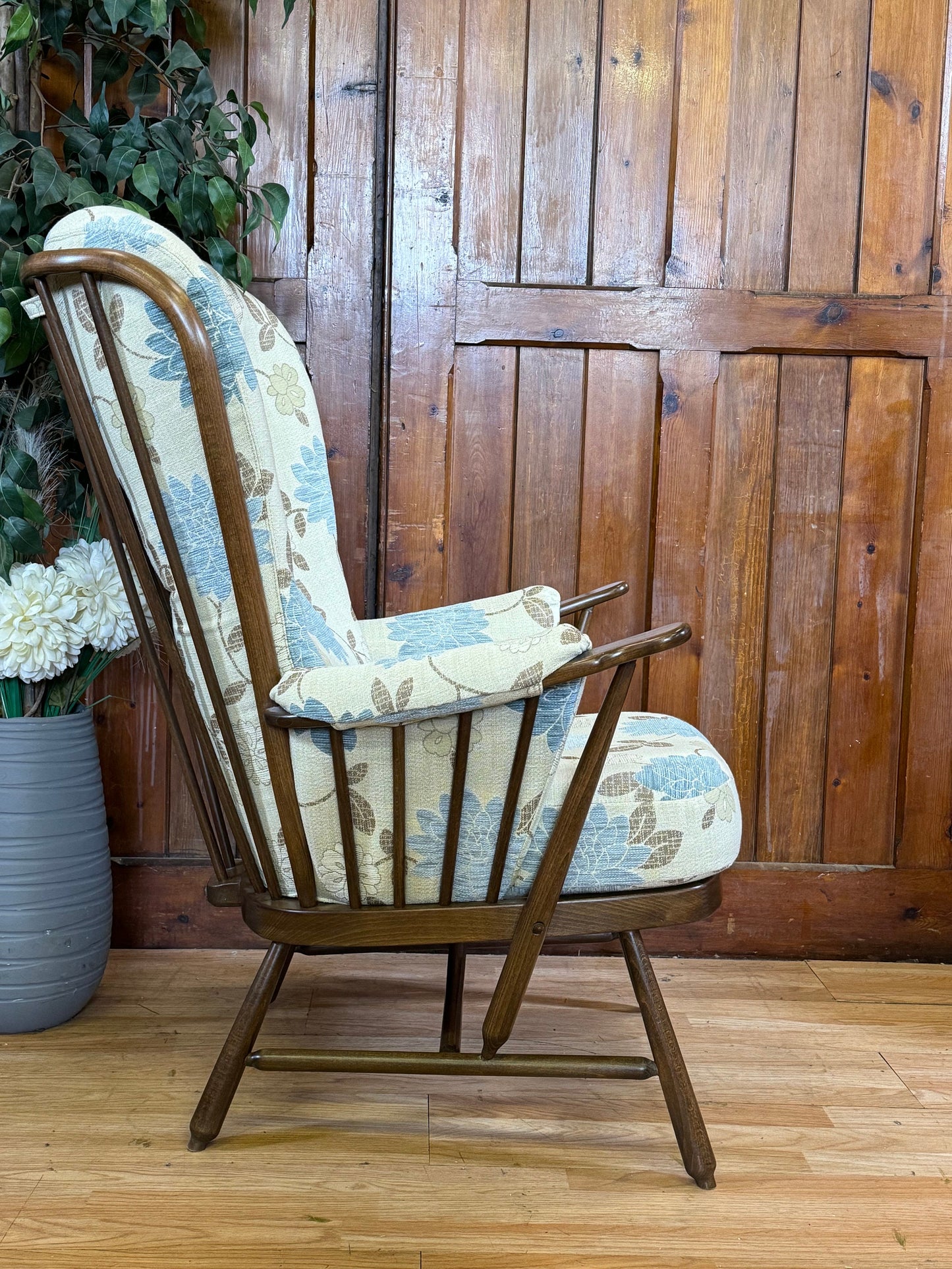 Ercol Evergreen High Back Easy Chair \ Upholstered Arm Chair \ Model 1913 B