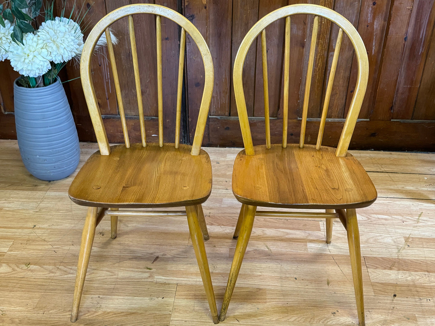 Vintage Set Ercol Windsor Dining Chairs \ Rustic Elm Farmhouse Kitchen Chairs