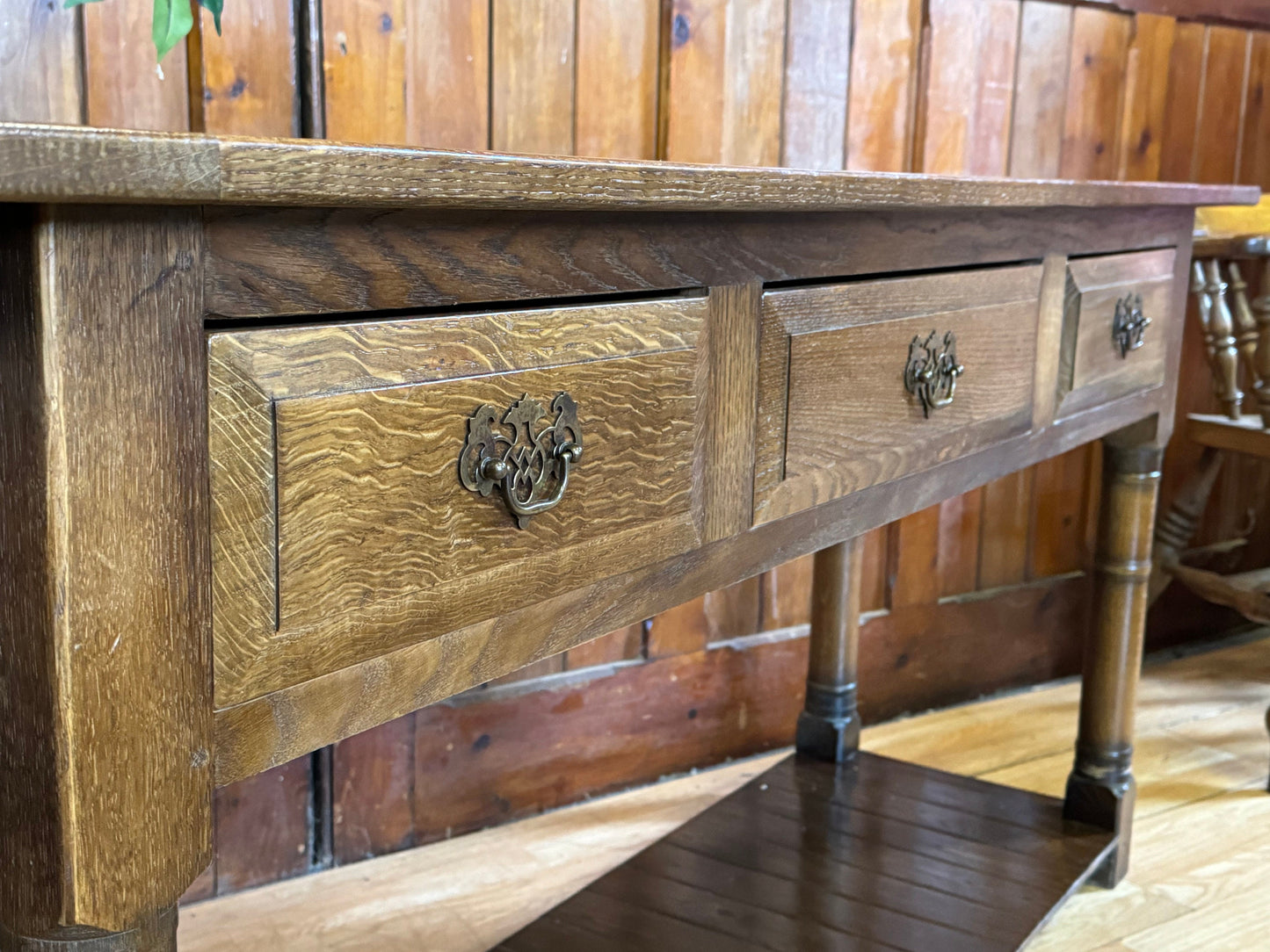 Quality Reproduction Distressed Oak Sideboard \ Farmhouse Console Hall Table