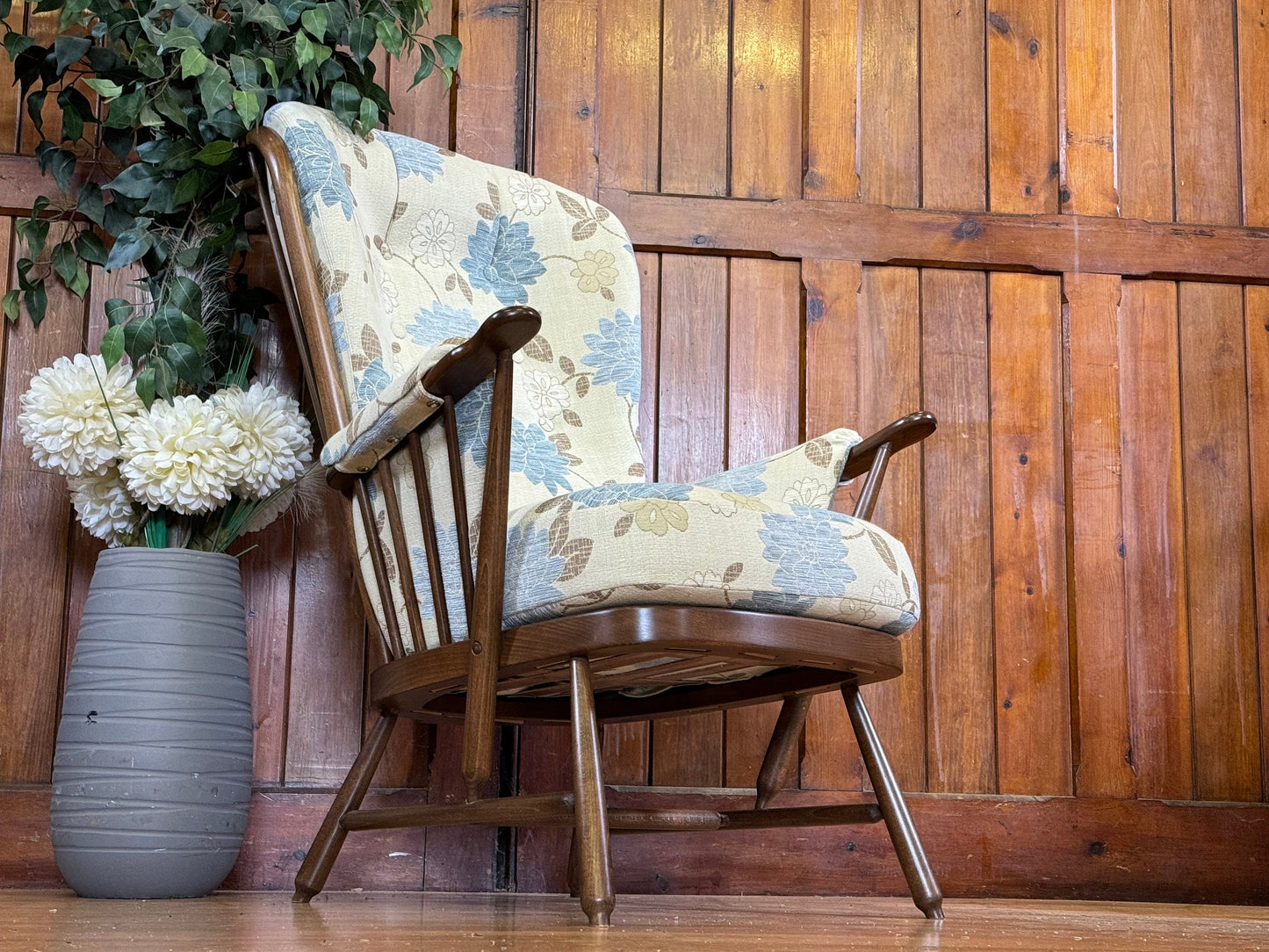 Ercol Evergreen High Back Easy Chair \ Upholstered Arm Chair \ Model 1913 B