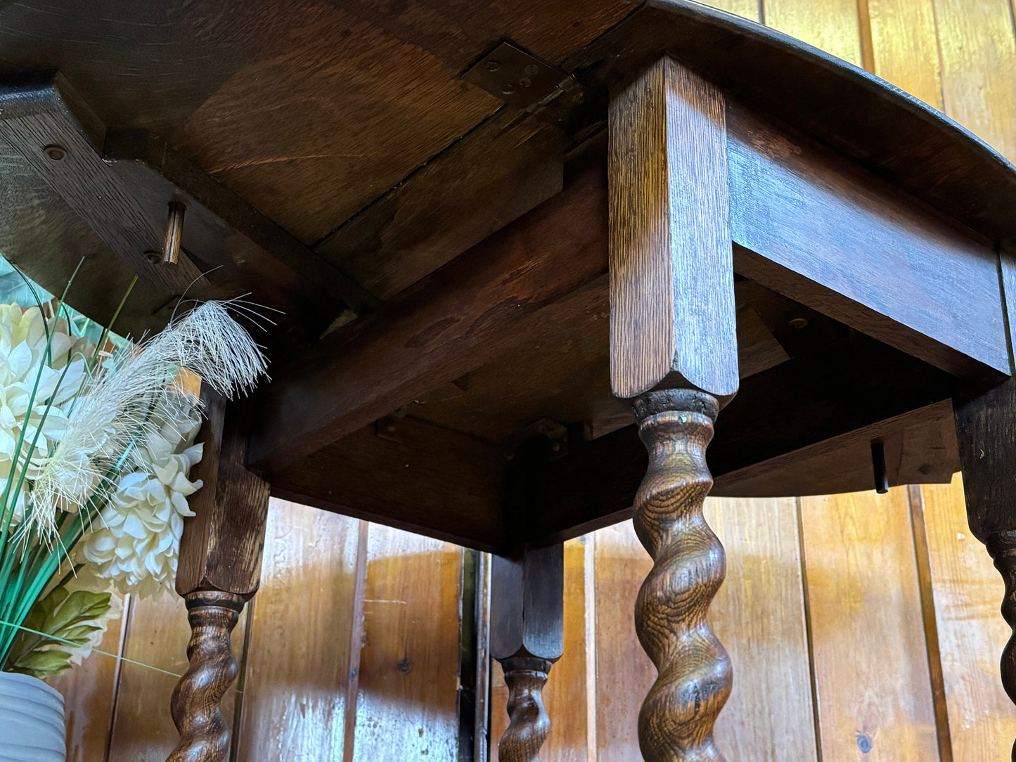 1920’s Antique Oak Drop Leaf Side Table \ Barley Twist Vintage Extending Table