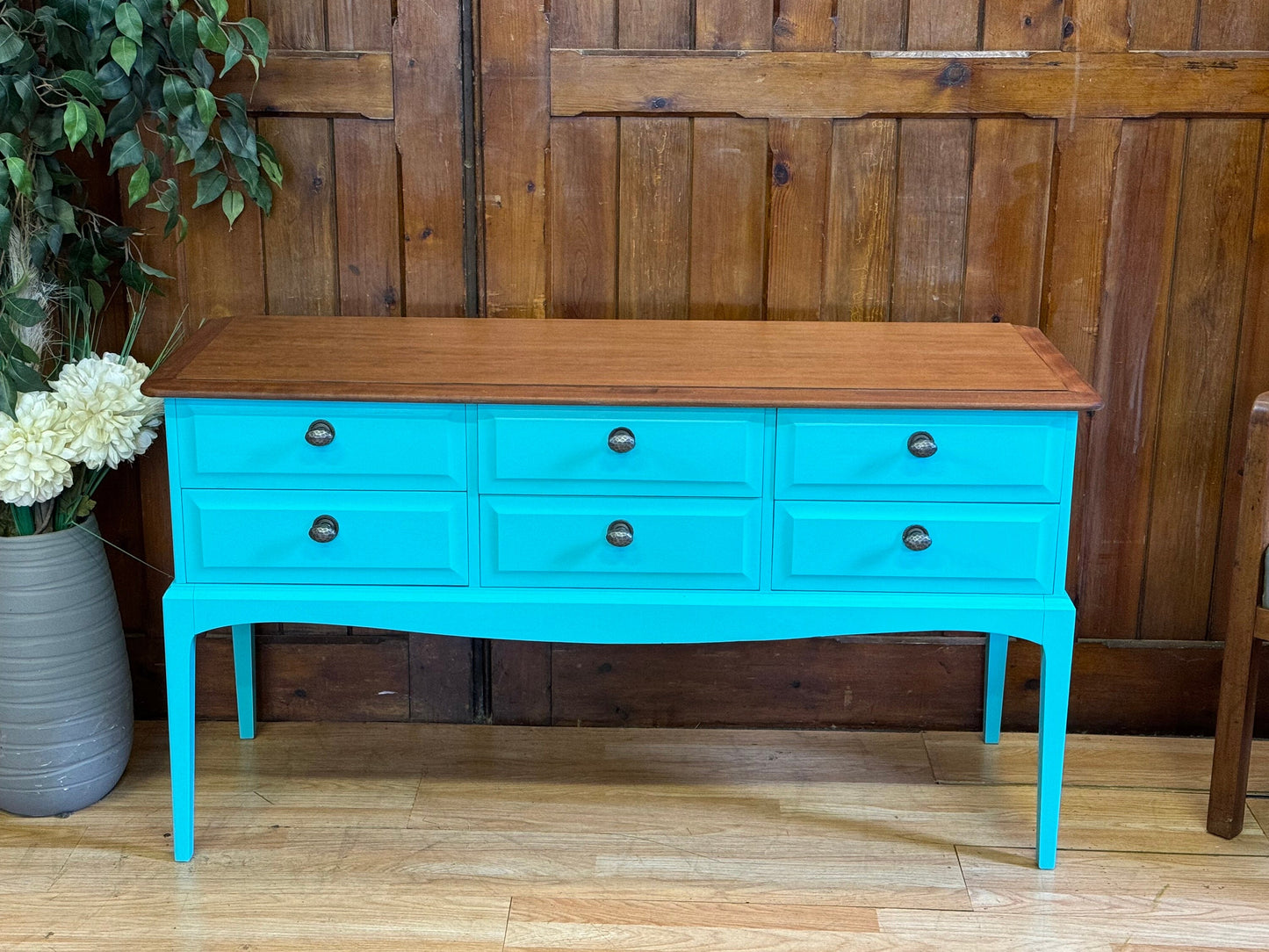 Vintage Stag Minstrel Sideboard Drawers \ Vibrant Console Table \ Dressing Table