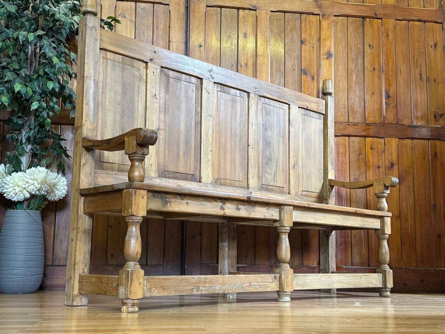 Rustic High Back Panelled Bench \ Vintage Farmhouse Pine Mudroom Seat \ Dining Bench